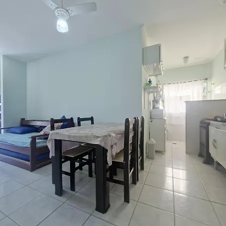 Apartamento completo Condomínio Caribe Ubatuba-3
